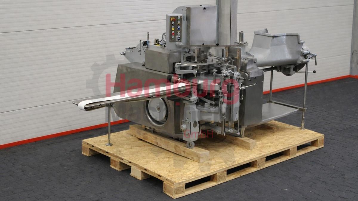 Used Reconditioned filling and wrapping machine for butter - Trepko XPG-40 for 250 gram