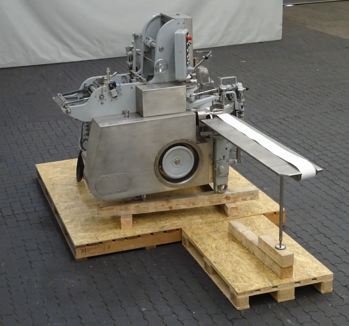 Used Reconditioned filling and wrapping machine for butter - Trepko XPG-40 for 250 gram