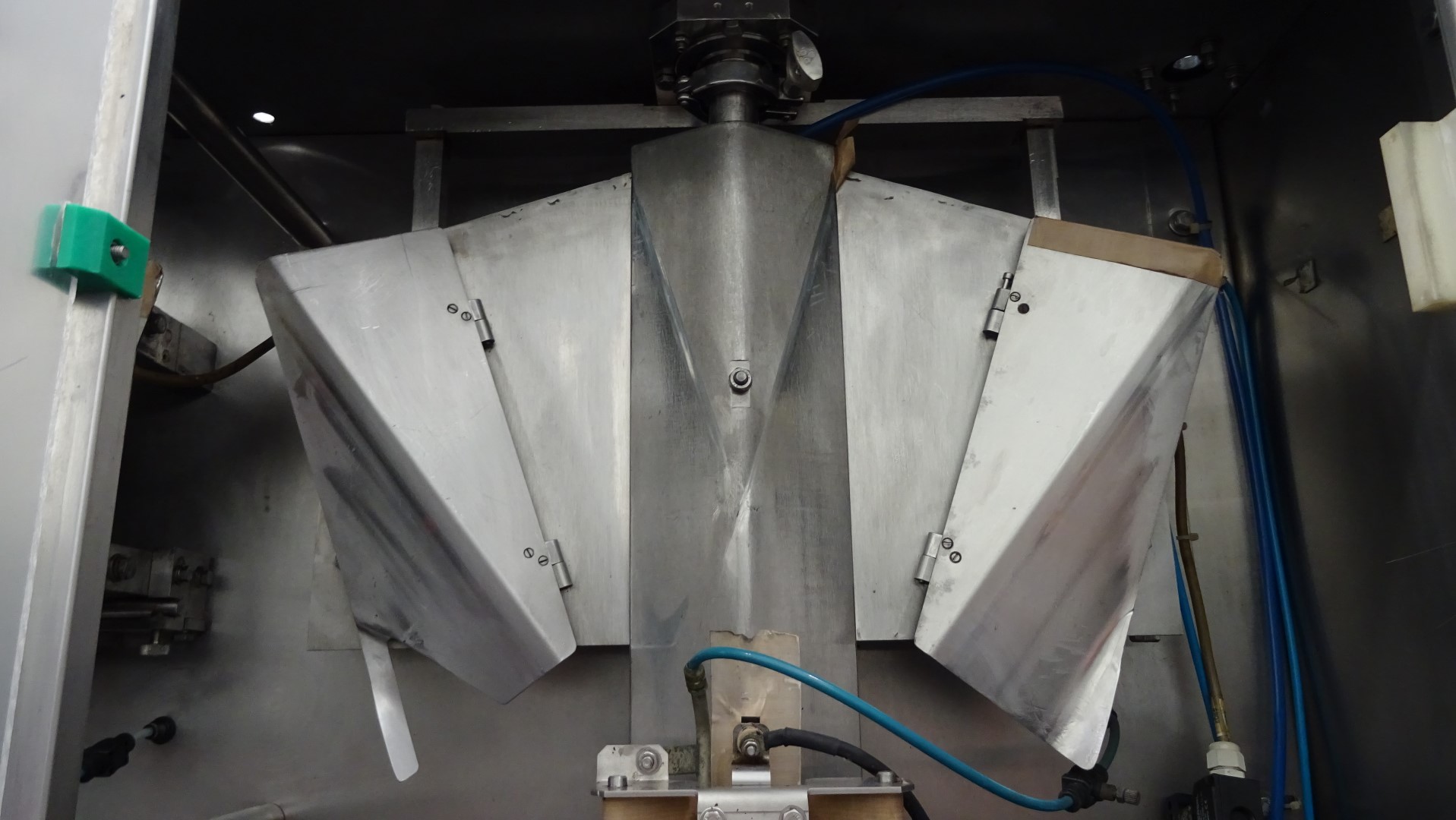 Used Automatic Double Head Vertical Form / Fill / Seal Machine (Vertical FFS) - Thimonnier M 3200