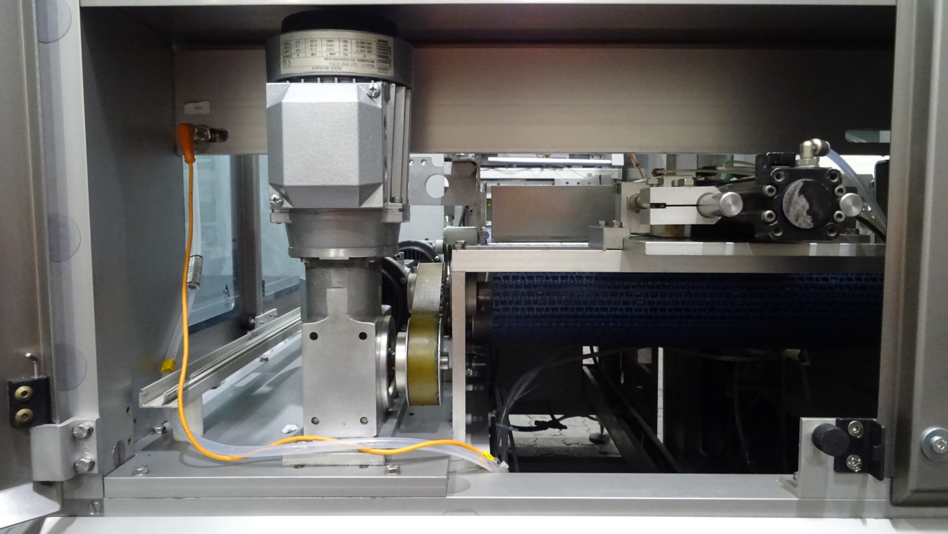 Used Cardboard Packer - Tetra Pak Tetra Cardboard Packer 70 (TCP 70)