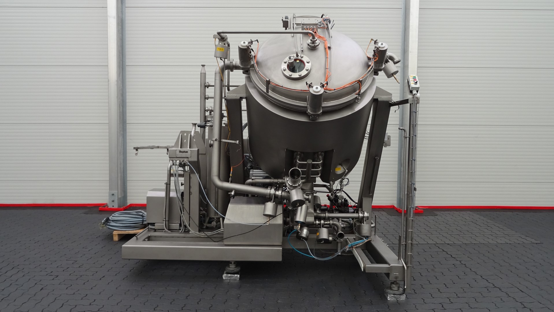 Used Vacuum processing system Stephan VM/MC 800/20 Vacutherm + Mikrocut MCH 20/VM