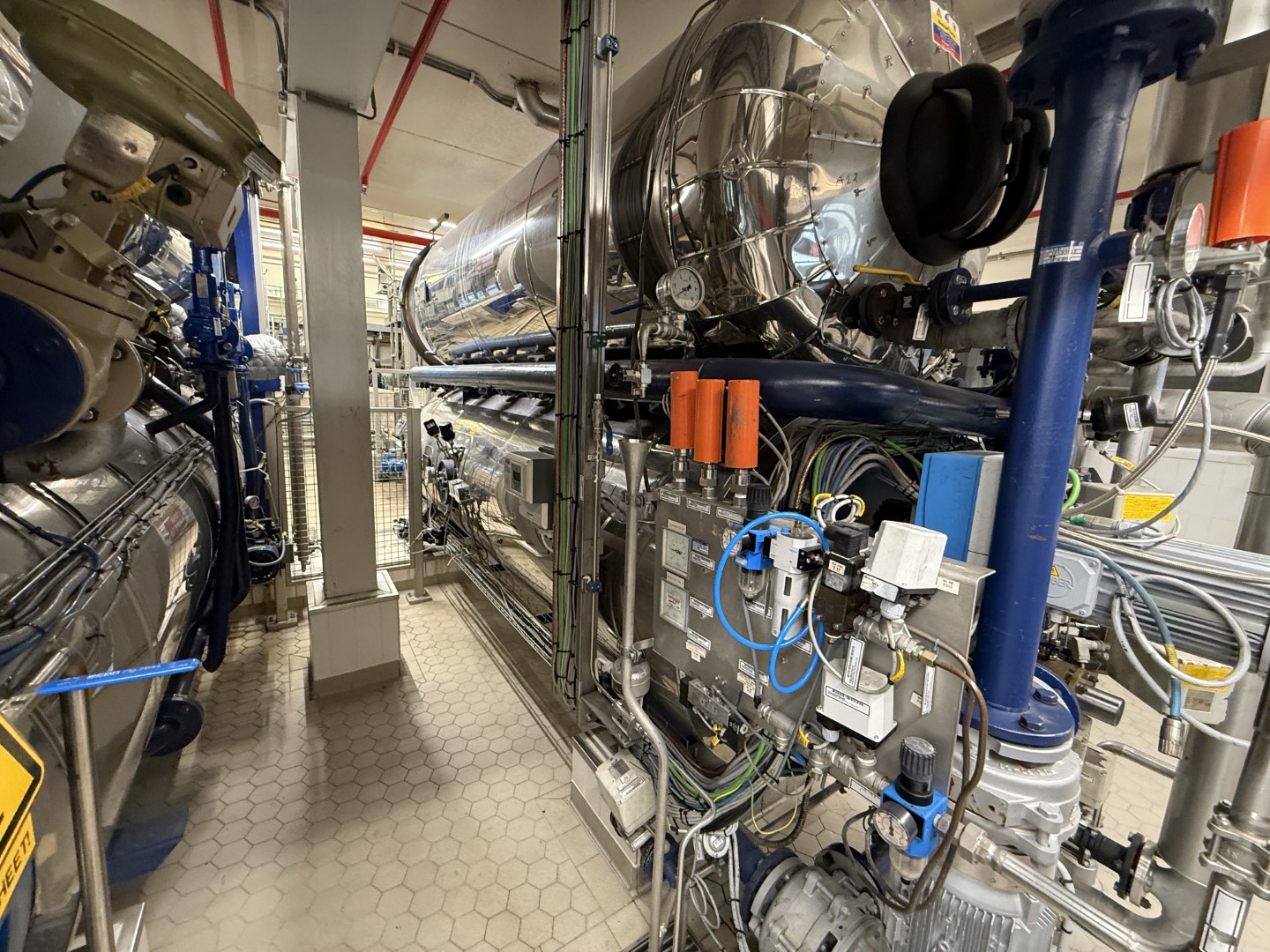 Used Complete can filling and closing line for liquids (nutrition) in 250 gram aluminium cans