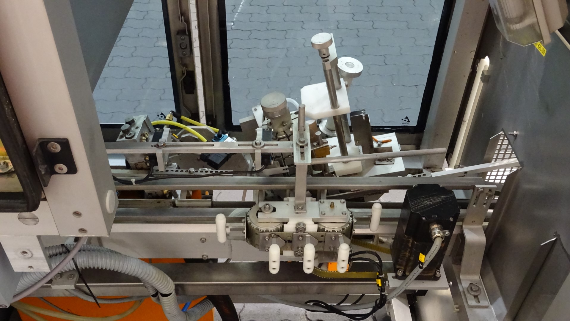 Used Tetra Pak Tetra Straw Applicator 46 (TSA 46)