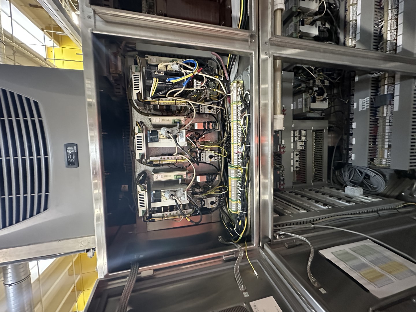 Used Aseptic Carton Filling Line: Shikoku S-PS80HA + 3x Elopak PLA-S30 Applicator + Oystar A+F Packer