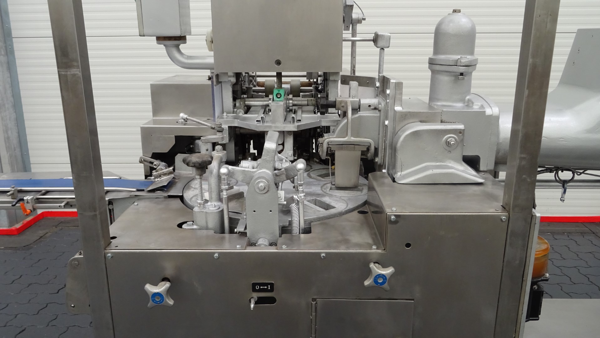 Used Filling and wrapping machine for butter Benhil Multipack 8380