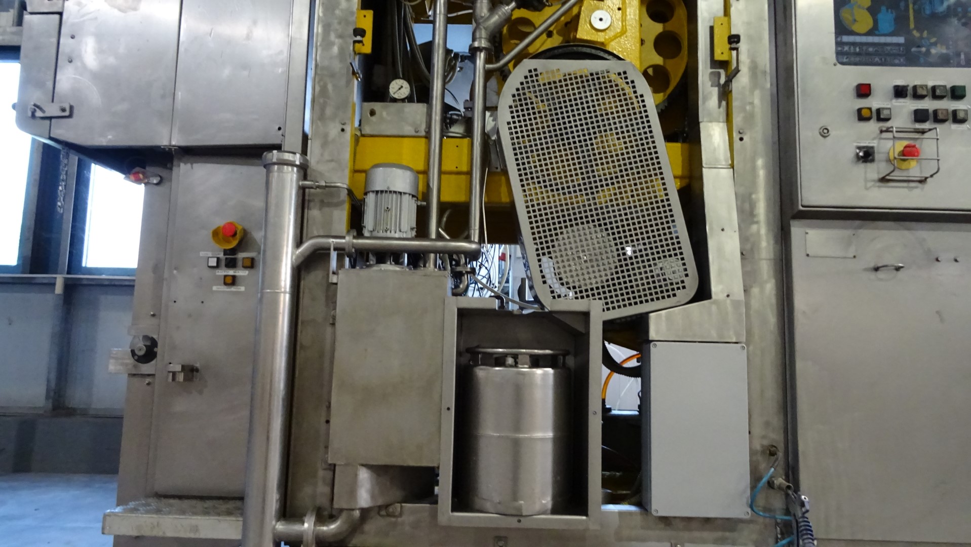 Used Aseptic Carton Filler - Tetra Pak TBA/8 - 100 V - 1.000 ml Slim