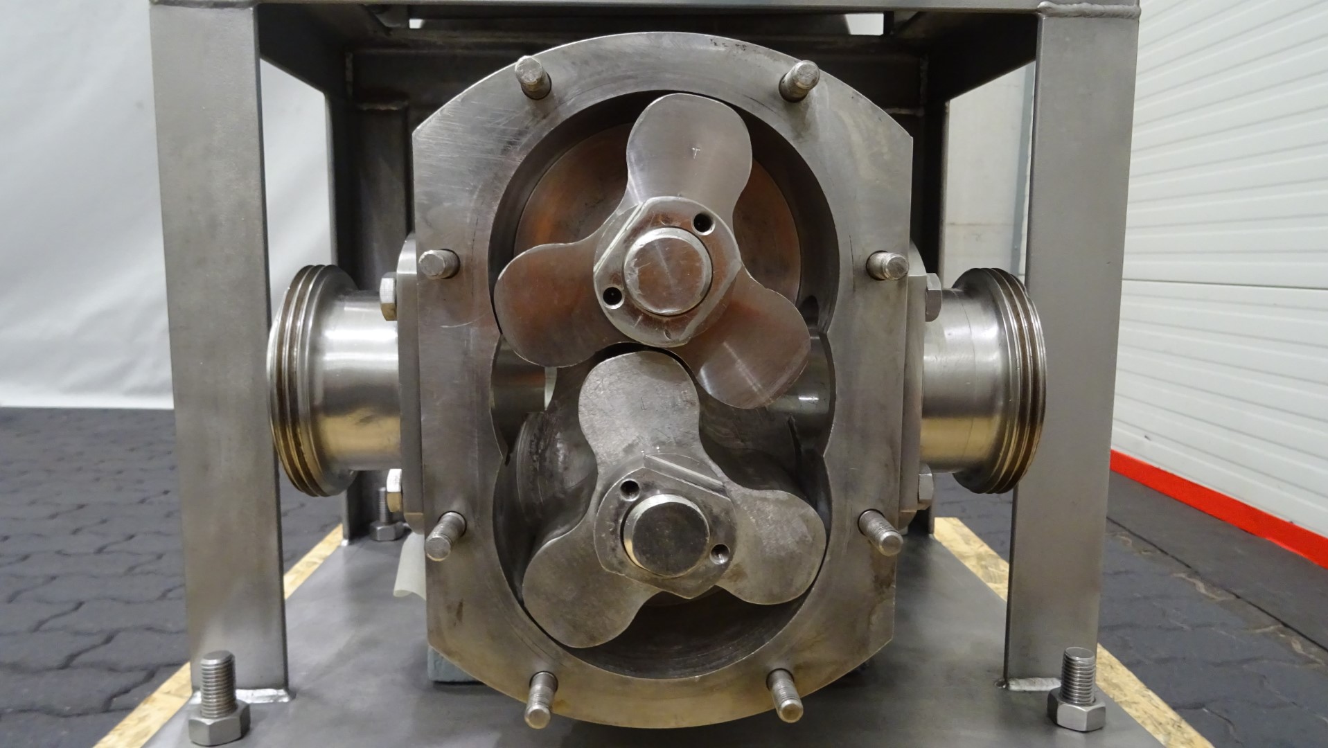 Used Rotary positive displacement pump / Lobe pump - ITT Jabsco Pureflo Lobe 24250-4310