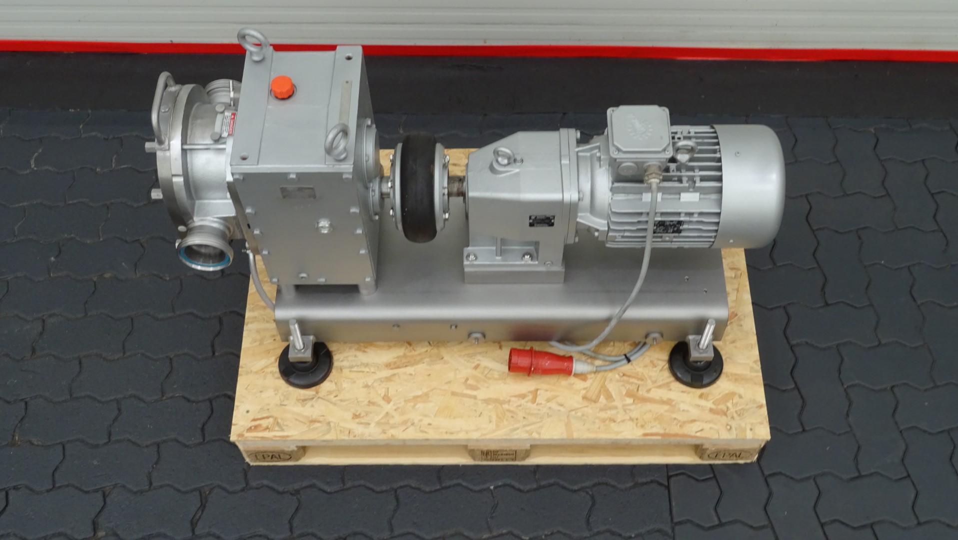 Used Rotary positive displacement pump / Lobe pump - Fristam FKL 150