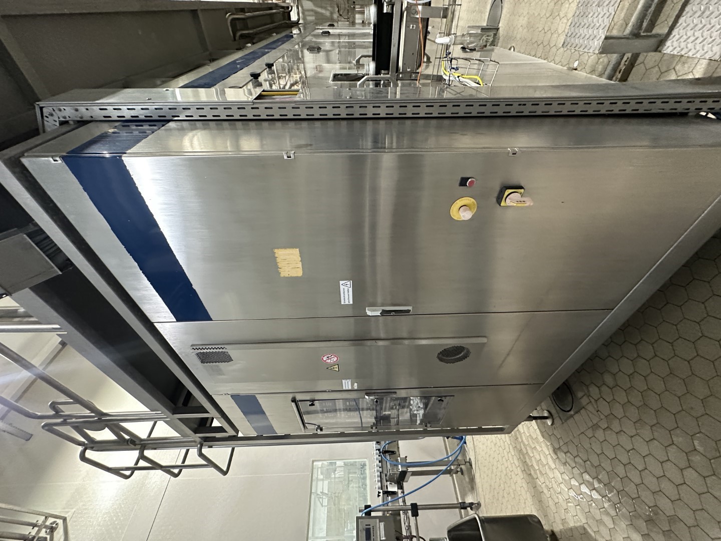 Used Aseptic PET Bottle filling machine - SIG Asbofill 710