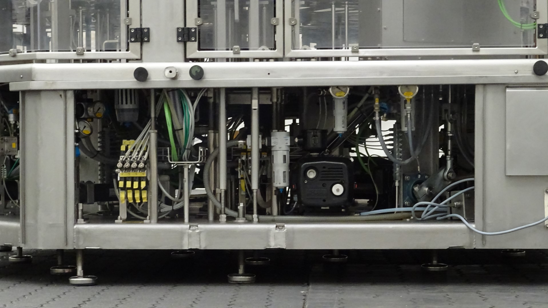 Used Aseptic cup filling, sealing and snap cap machine - Waldner Dosomat 16.6AS