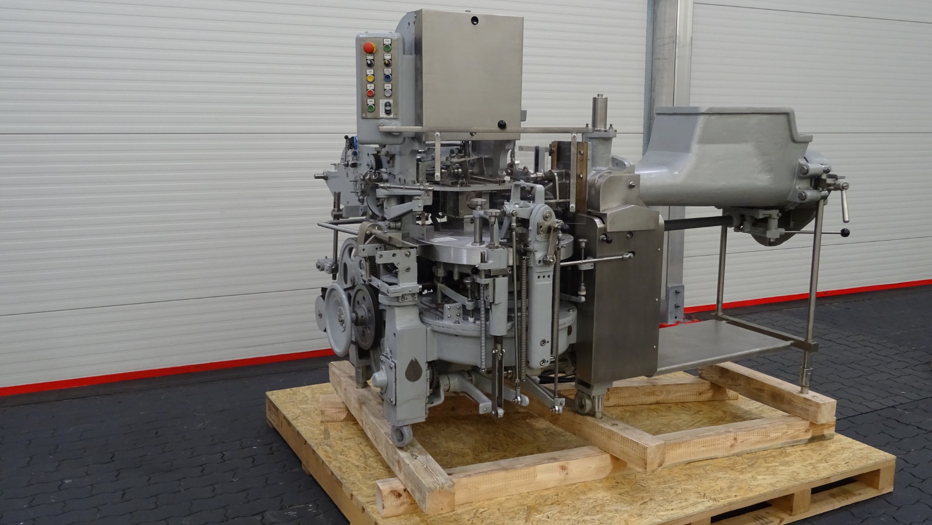 Used Reconditioned filling and wrapping machine for butter - Trepko XPG-40 for 250 gram