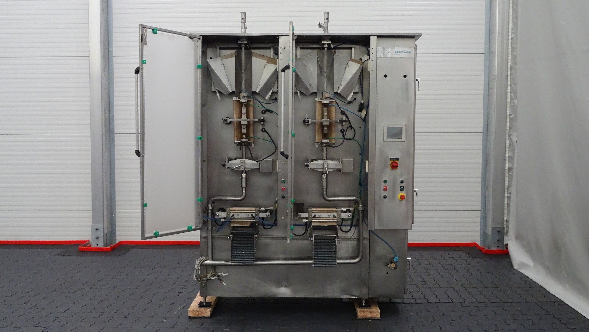 Used Automatic Double Head Vertical Form / Fill / Seal Machine (Vertical FFS) - Thimonnier M 3200