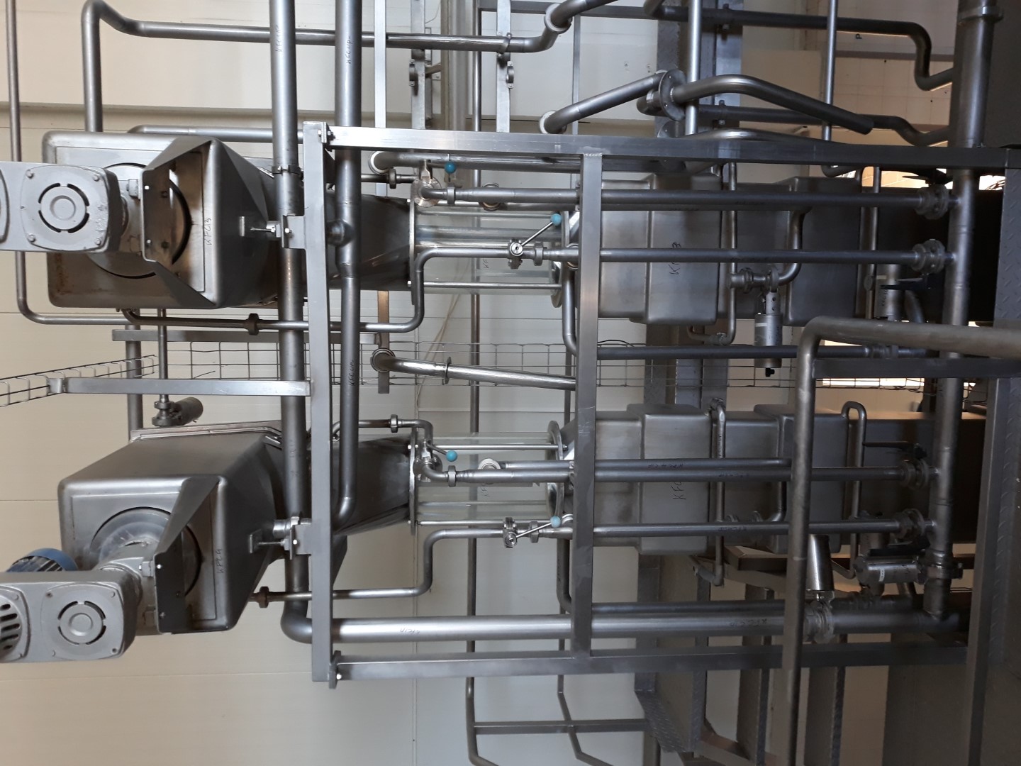 Used Gouda Euroblock Cheese Plant for 100.000 liter of milk per day - 10.000 kg of Gouda cheese per day