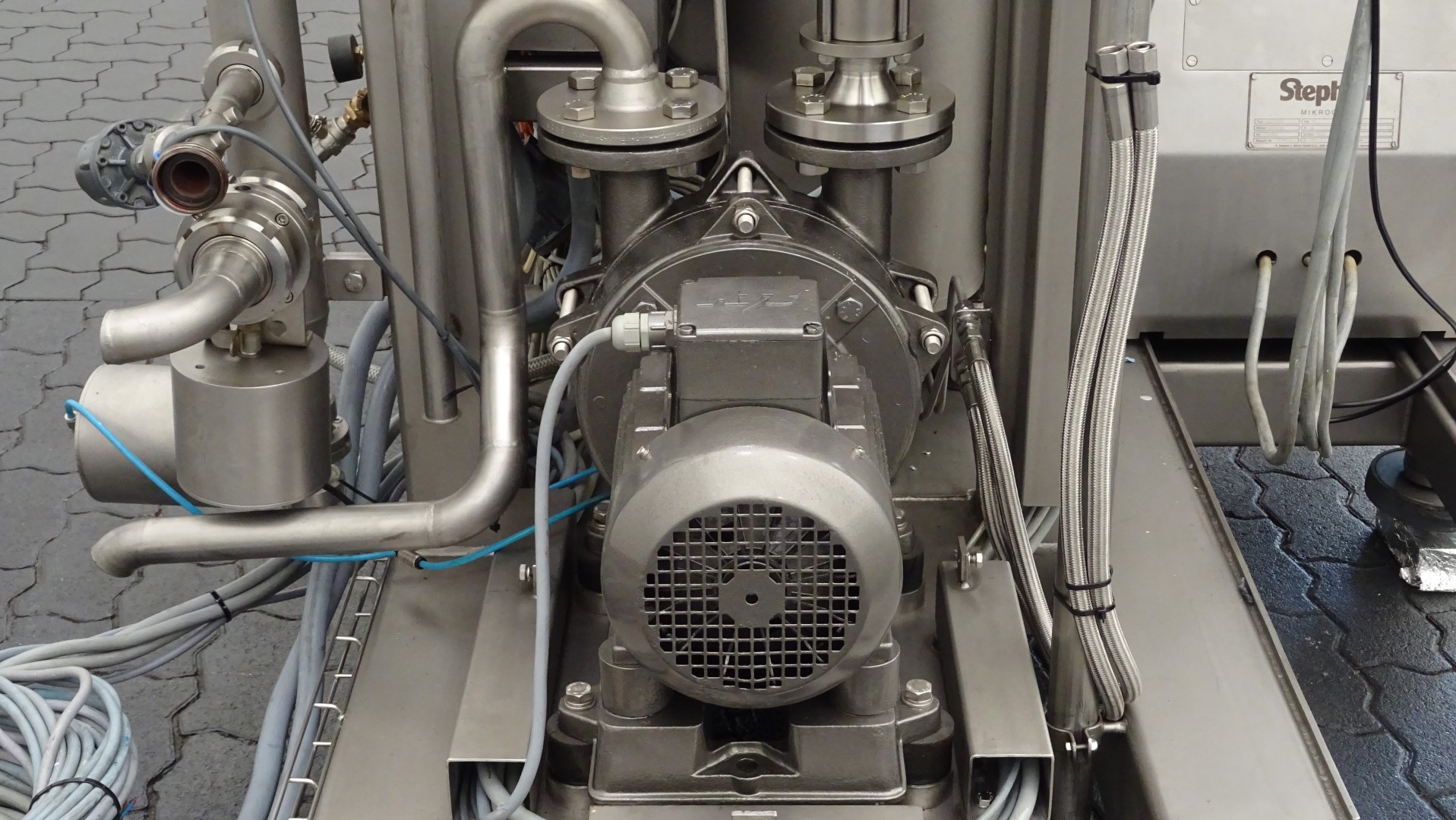 Used Vacuum processing system Stephan VM/MC 800/20 Vacutherm + Mikrocut MCH 20/VM