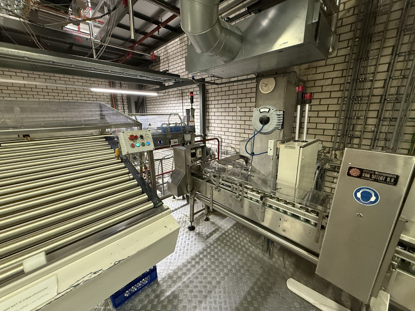 Used Complete can filling and closing line for liquids (nutrition) in 250 gram aluminium cans