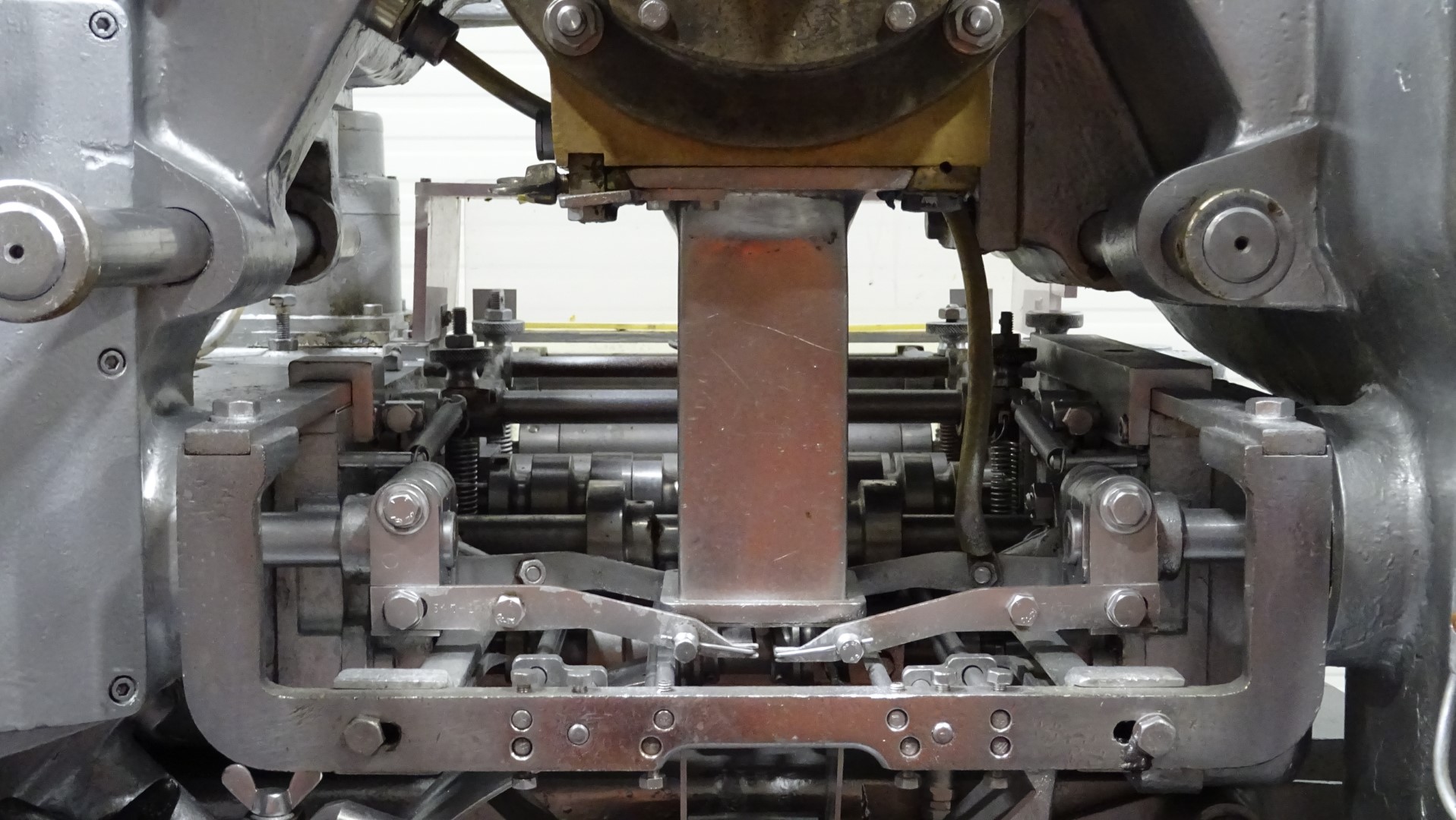 Used Fully Automatic High Speed Packaging Machine for Margarine Benhil Multipack 8148