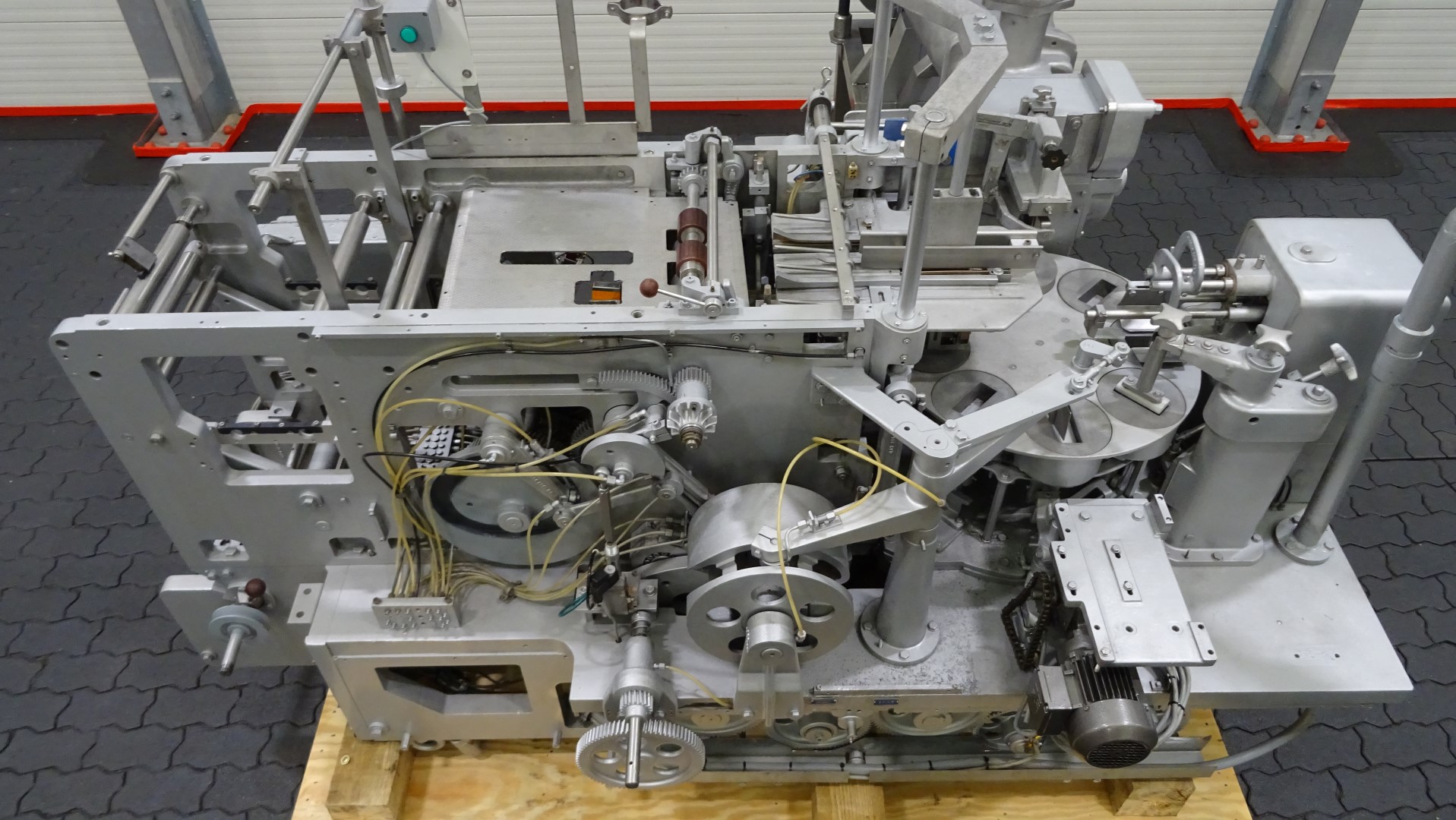 Used Foil wrapping machine for Butter Benhil Multipack 8382