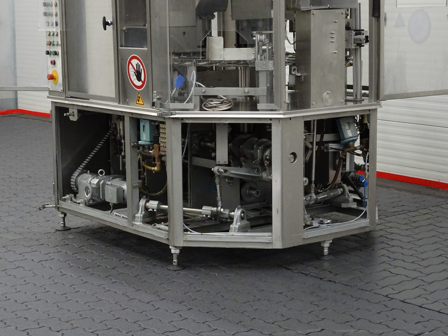 Used Cup filling and sealing machine Ampack Ammann ARL8/2