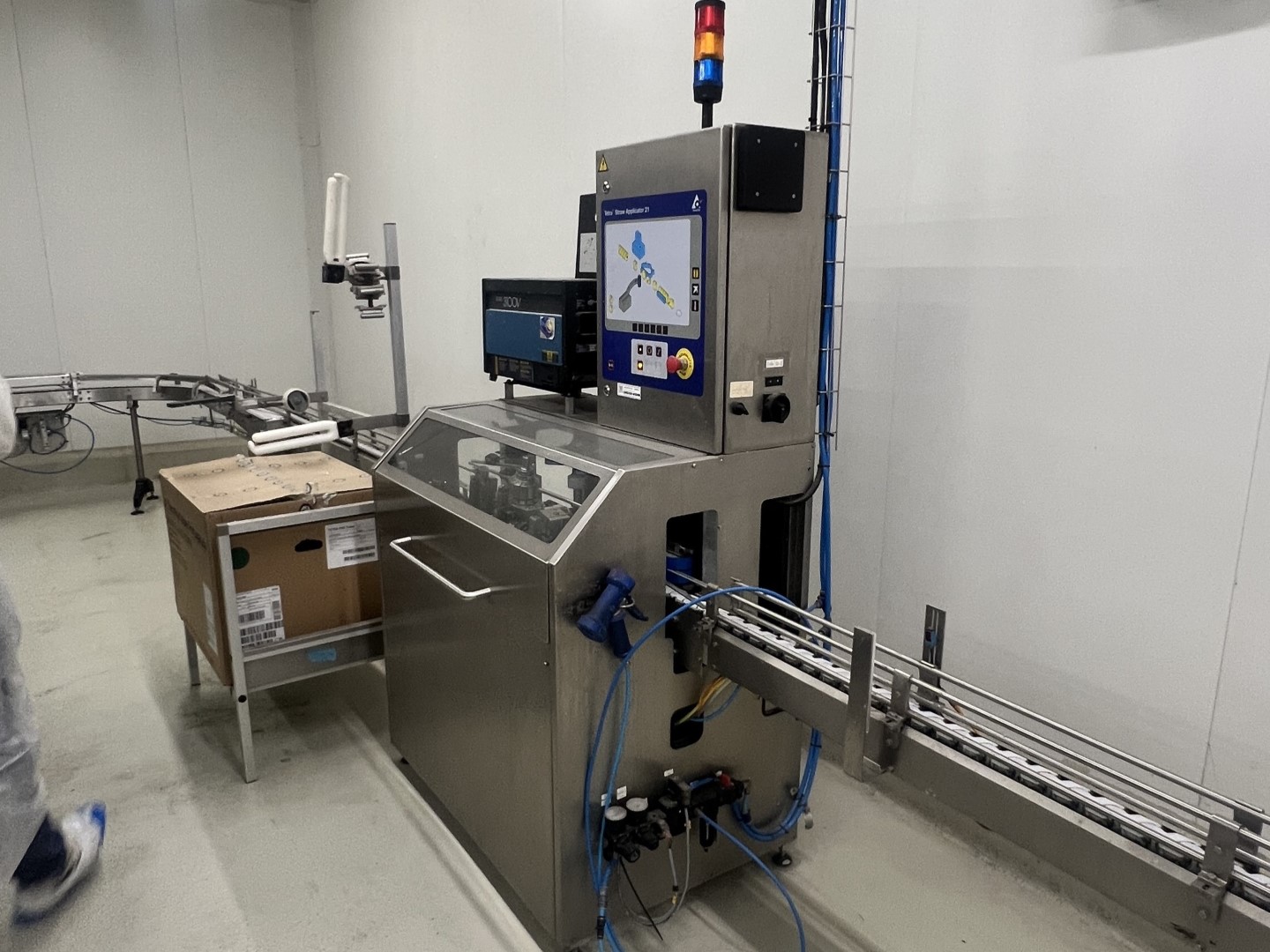 Used Aseptic carton filler Tetra Pak TBA/19 - 10 V - 200 ml Slim
