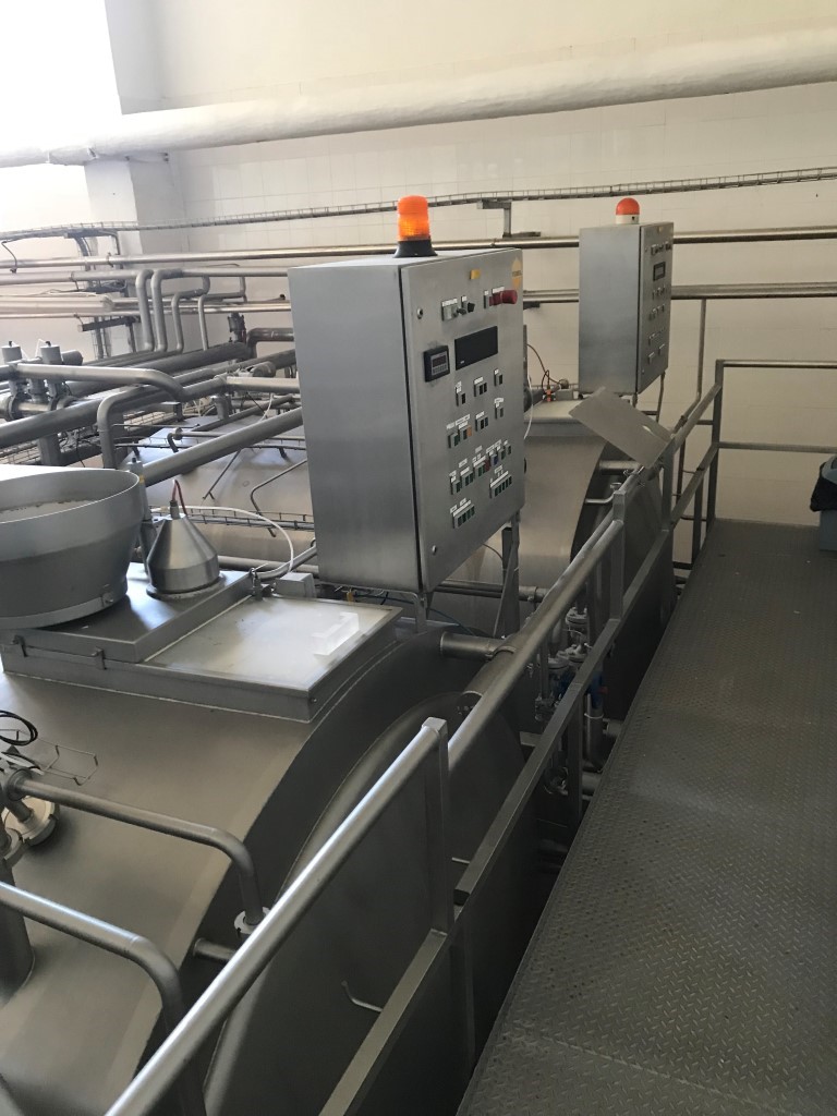 Used Gouda Euroblock Cheese Plant for 100.000 liter of milk per day - 10.000 kg of Gouda cheese per day
