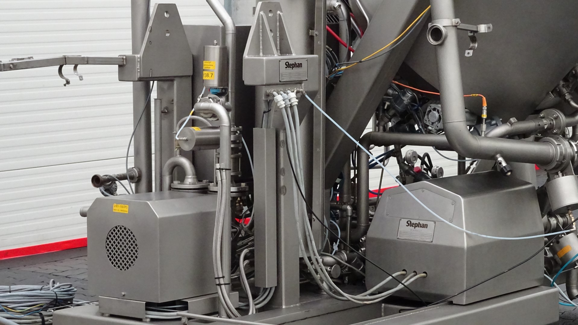 Used Vacuum processing system Stephan VM/MC 800/20 Vacutherm + Mikrocut MCH 20/VM