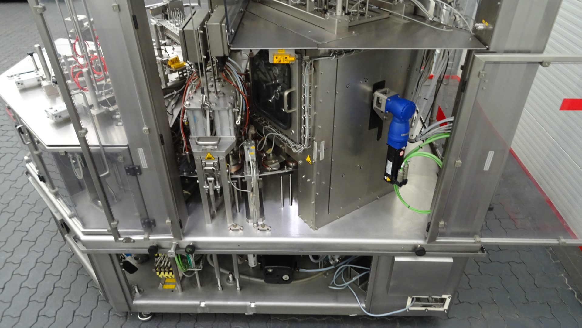 Used Aseptic cup filling, sealing and snap cap machine - Waldner Dosomat 16.6AS