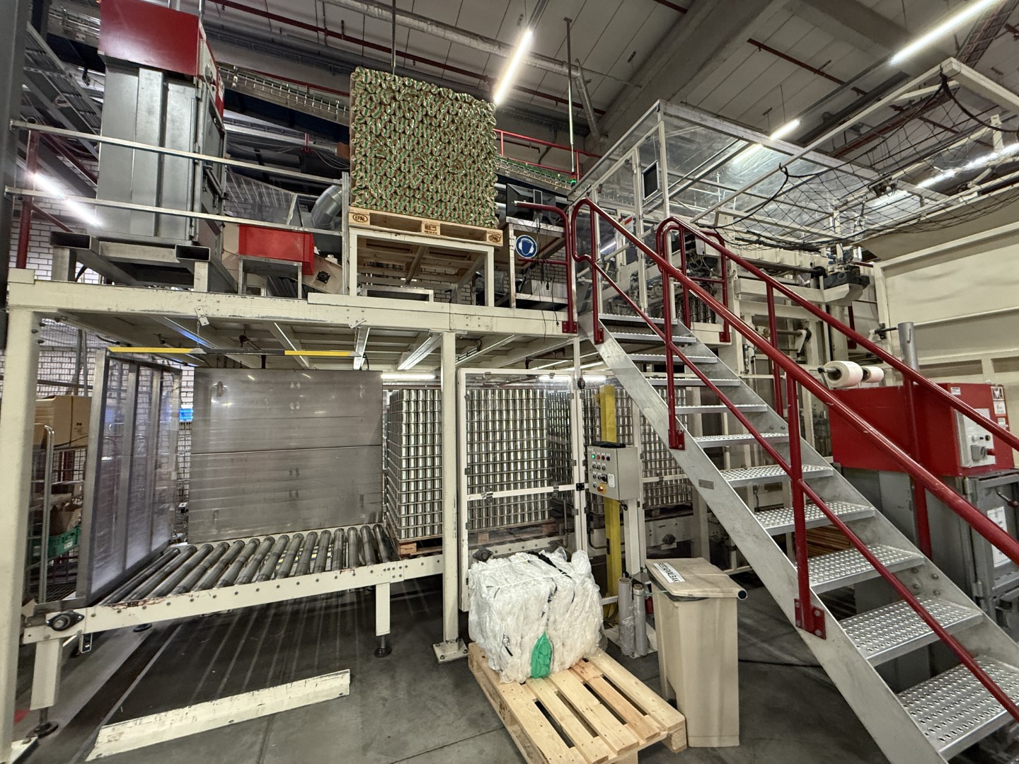 Used Complete can filling and closing line for liquids (nutrition) in 250 gram aluminium cans