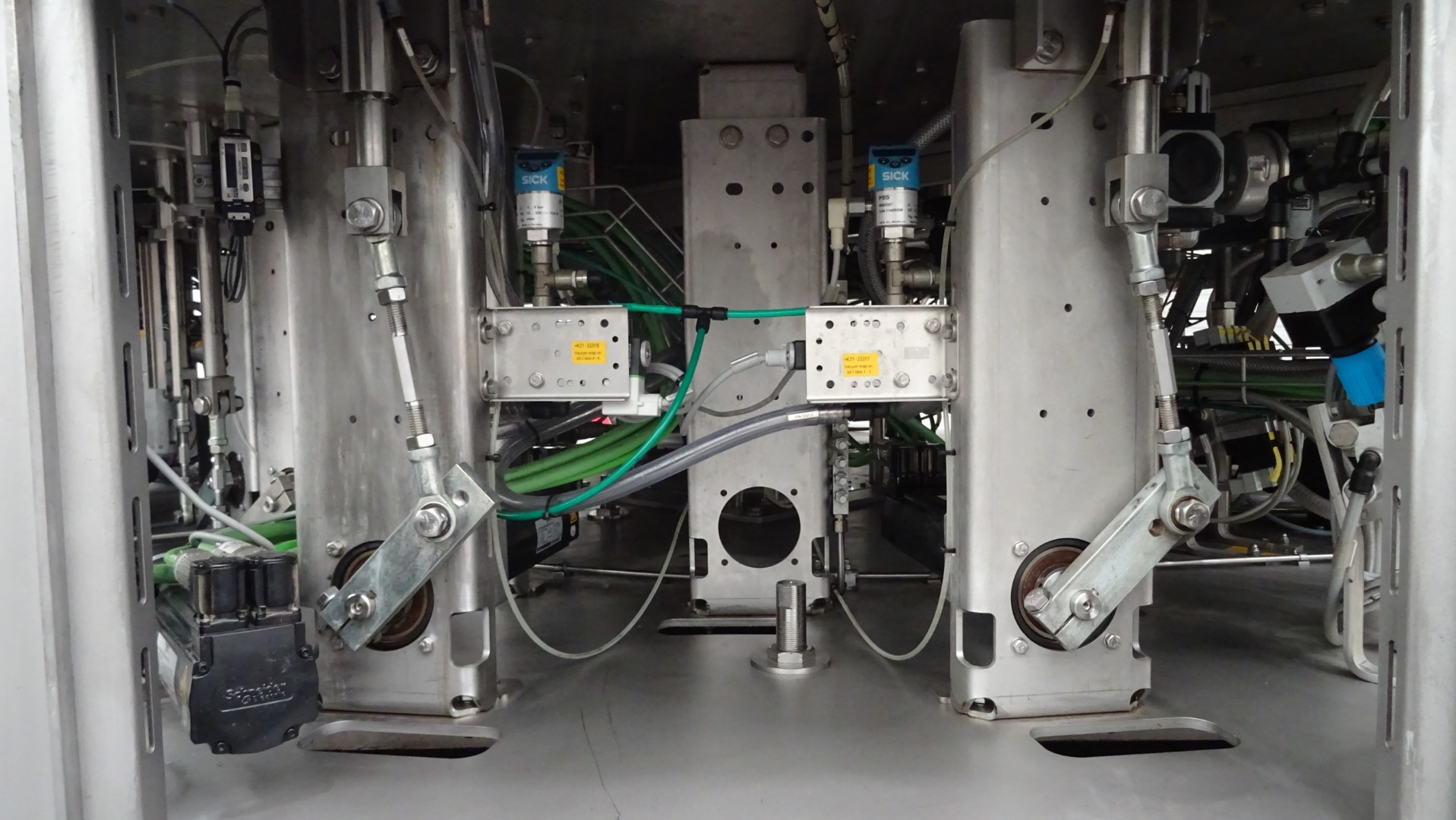 Used Aseptic cup filling, sealing and snap cap machine - Waldner Dosomat 16.6AS