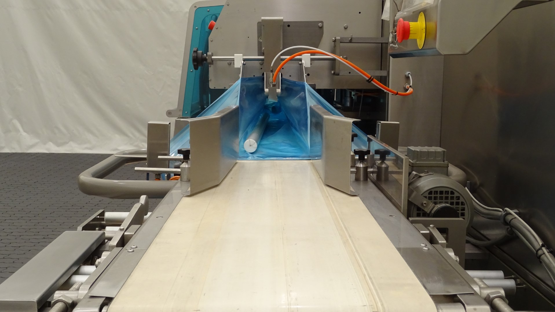 Used Horizontal Flow Wrapper - Ulma Pacific LSBI 55