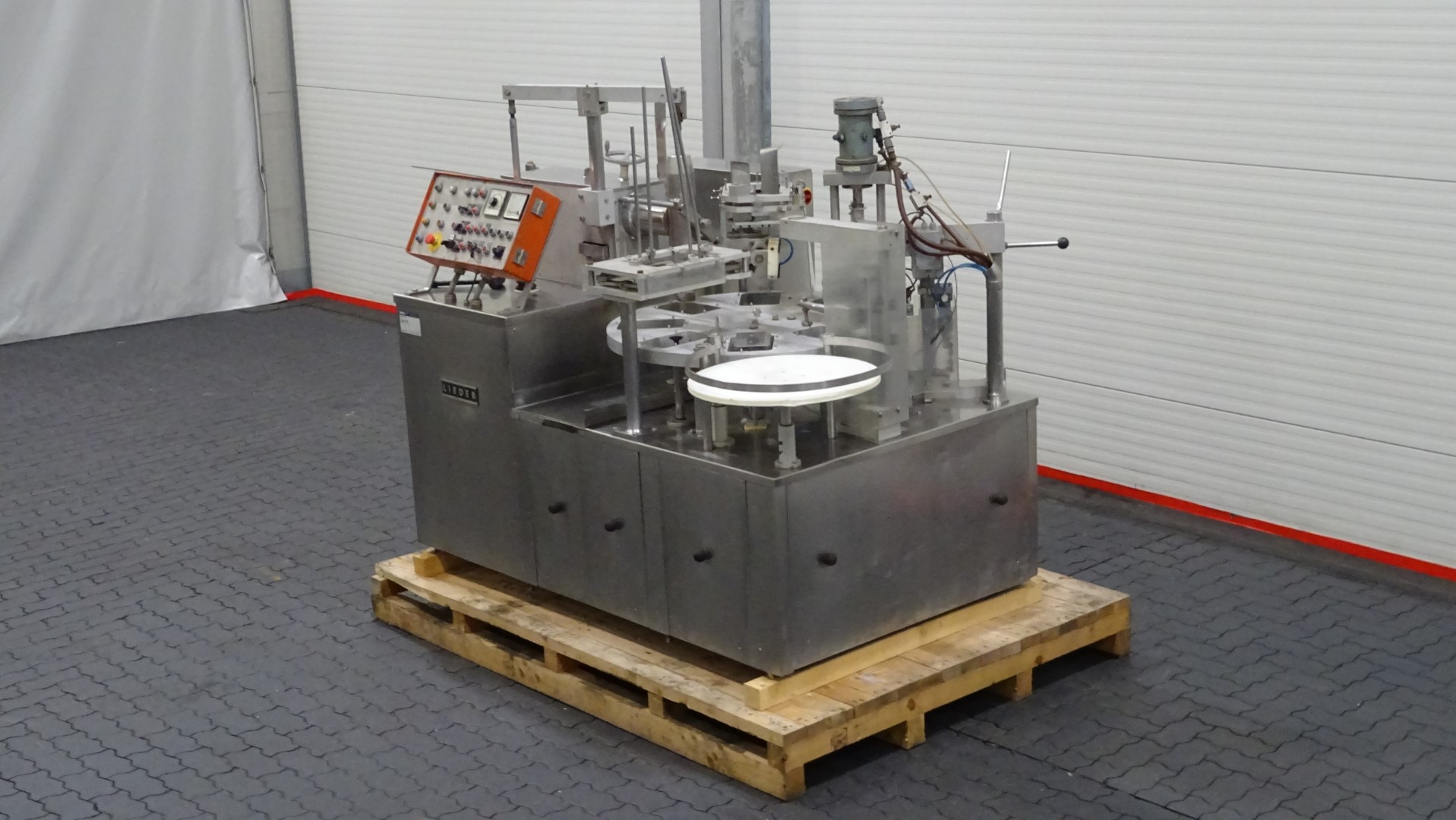 Used Cup filling and sealing machine - Lieder RL5