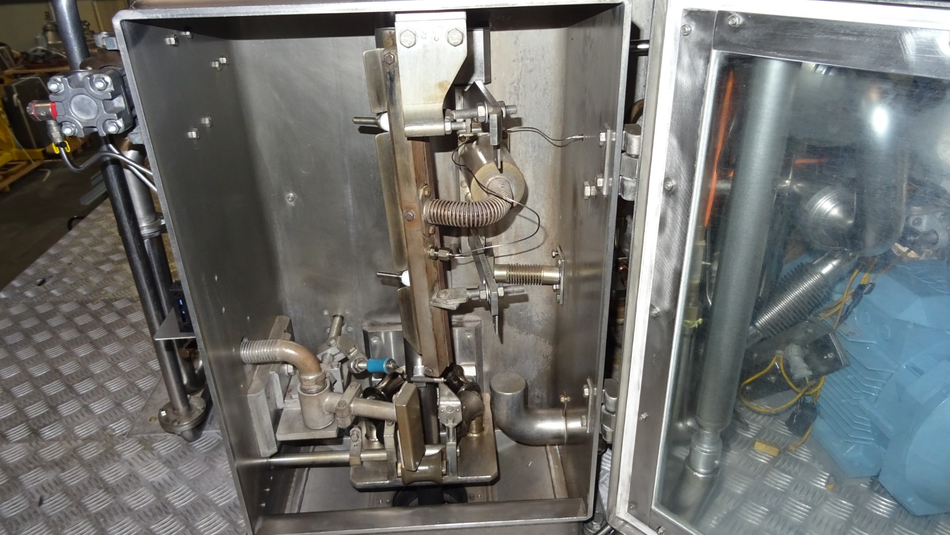 Used Aseptic Carton Filler - Tetra Pak TBA/8 - 100 V - 1.000 ml Slim