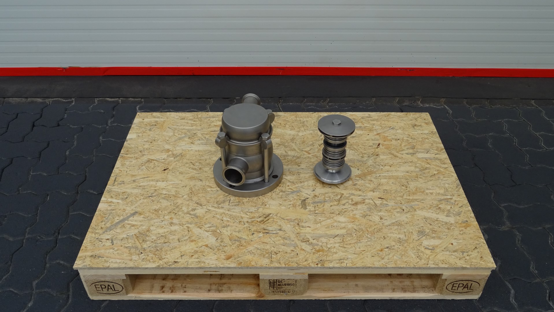 Used Unused Complete Outlet Triclamp including Outlet Pipe + Sleeves + Impellors Tetra Pak BM618 / BM714 Bactofuge