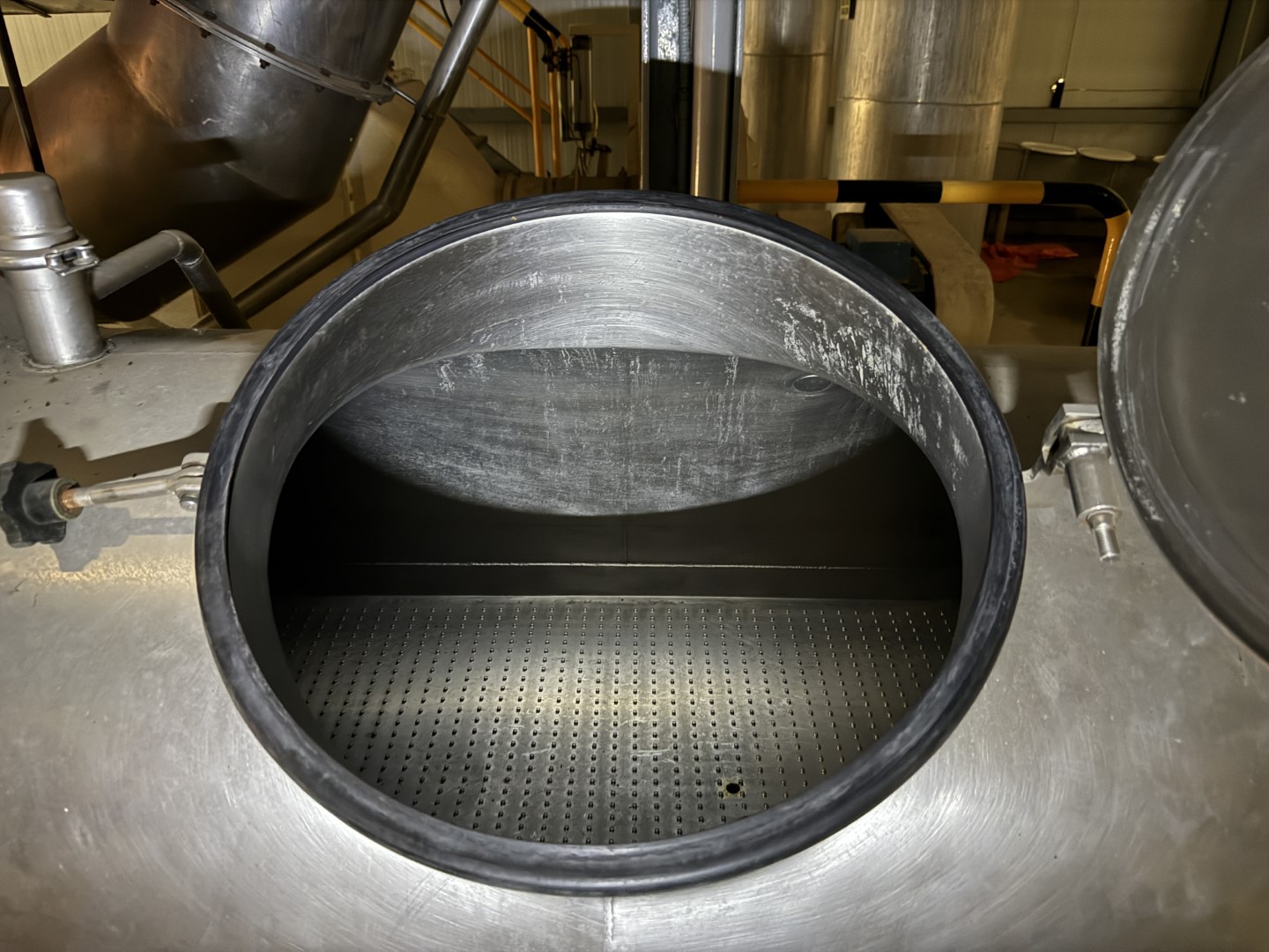 Used Complete GEA Niro Atomizer powder plant with 4-Effect TVR Evaporator, Spray Dryer, Fluidbed Dryer, Cyrstallisation tanks and filling station