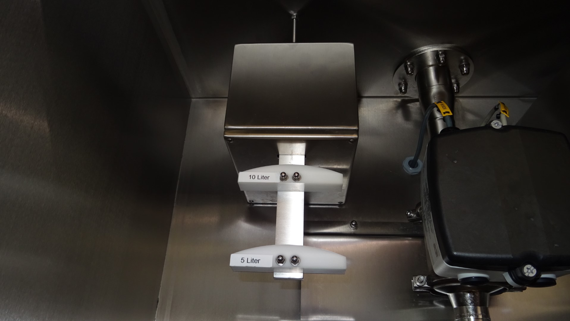 Used Aseptic inline dosing machine - Tetra Pak Aseptic Dosing unit F