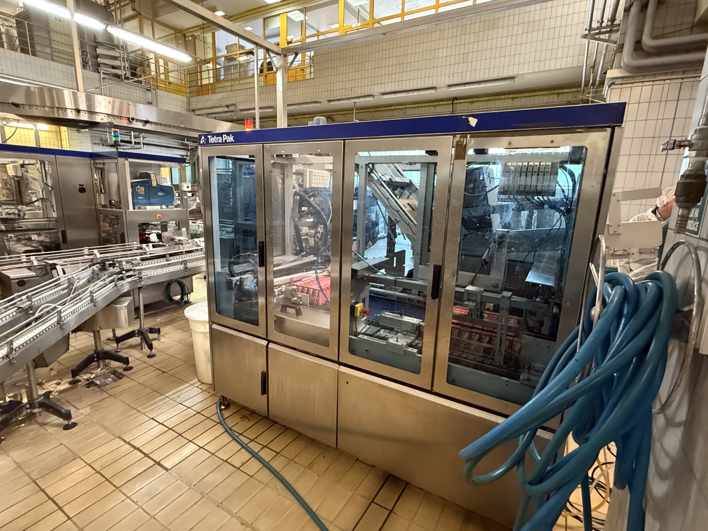 Used Aseptic Carton Filling Line: Tetra Pak TBA/19 - 30 V - 200 ml Slim + Easy Ride + TSA 21 + CBP 70