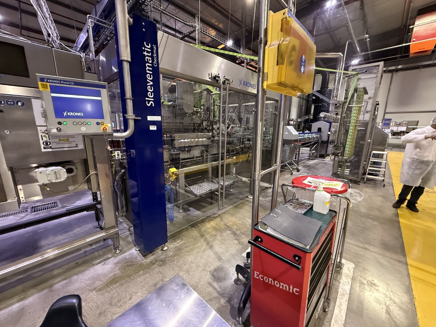 Used Processing plant, bottle blowing, filling, closing, labelling and packing line for PET bottles of 0,4/0,5/1,5 liter - Tetra Pak / Sidel