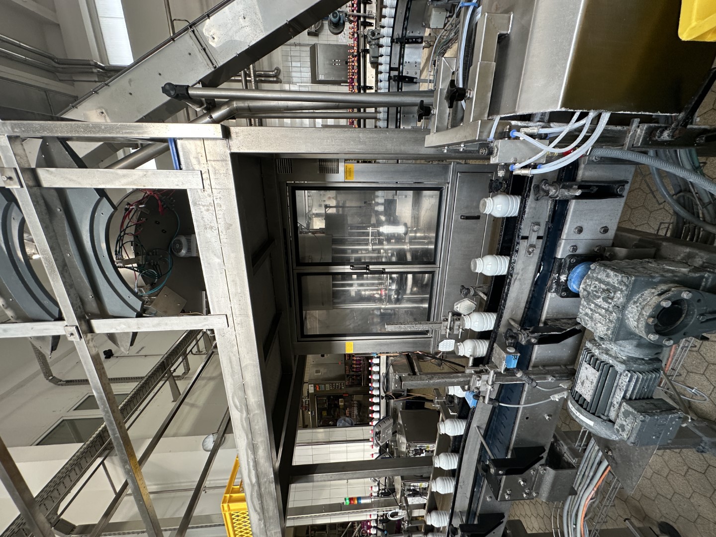 Used Aseptic PET Bottle filling machine - SIG Asbofill 710
