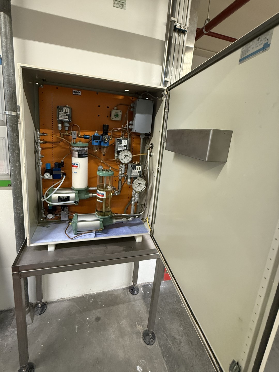 Used Complete can filling and closing line for liquids (nutrition) in 250 gram aluminium cans