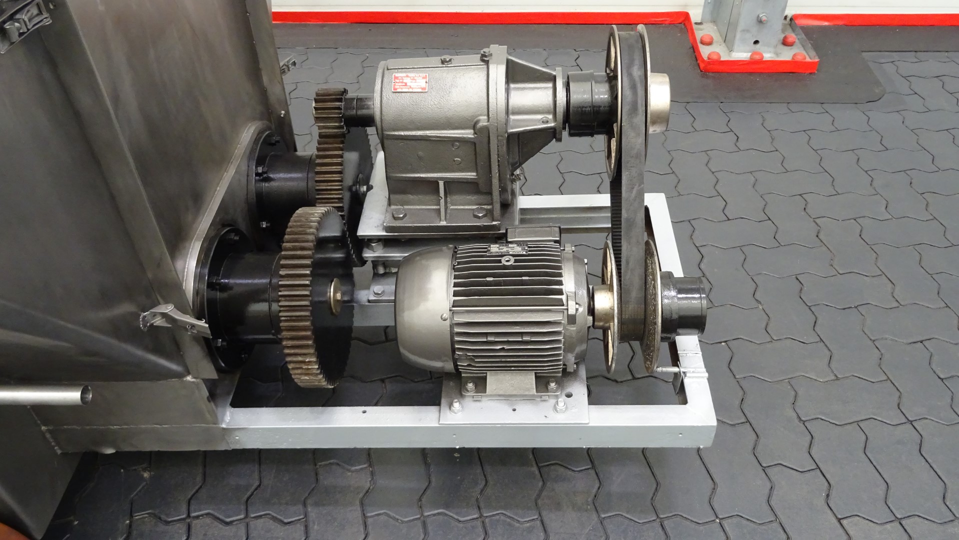 Used Closed Buttersilo 3.000 kg - Ing. R. Frau Imp. SRL Raccolta Burro 1014