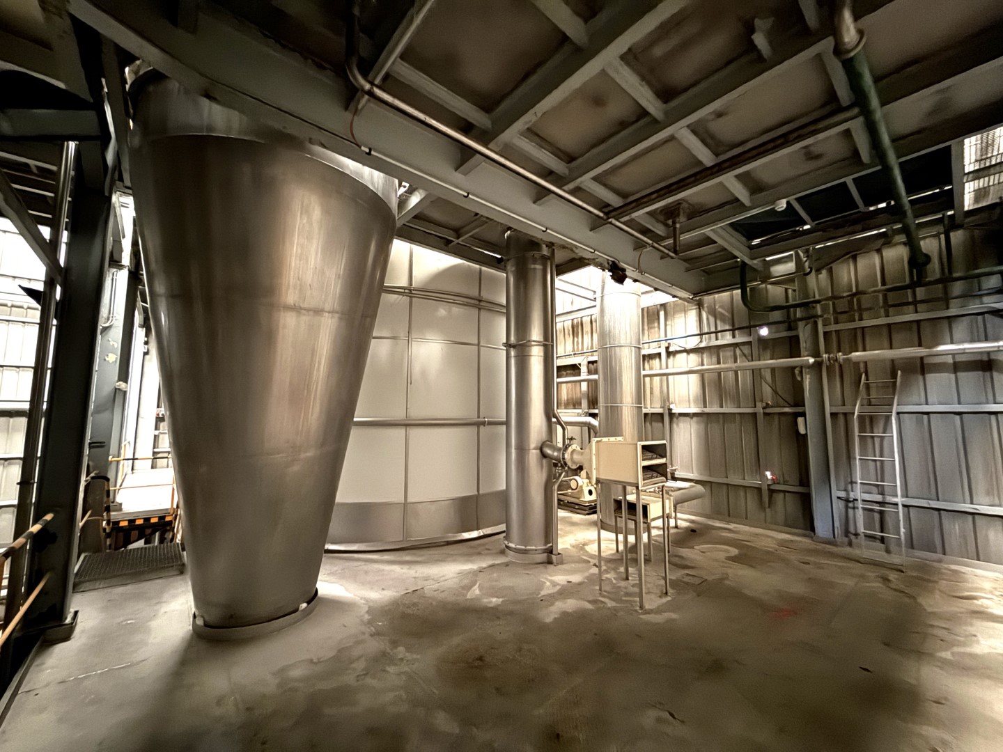 Used Complete GEA Niro Atomizer powder plant with 4-Effect TVR Evaporator, Spray Dryer, Fluidbed Dryer, Cyrstallisation tanks and filling station