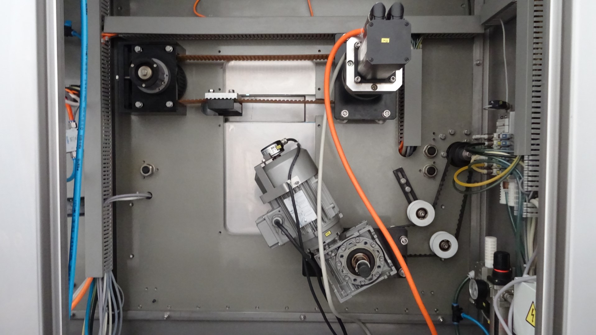 Used Horizontal Flow Wrapper - Ulma Pacific LSBI 55