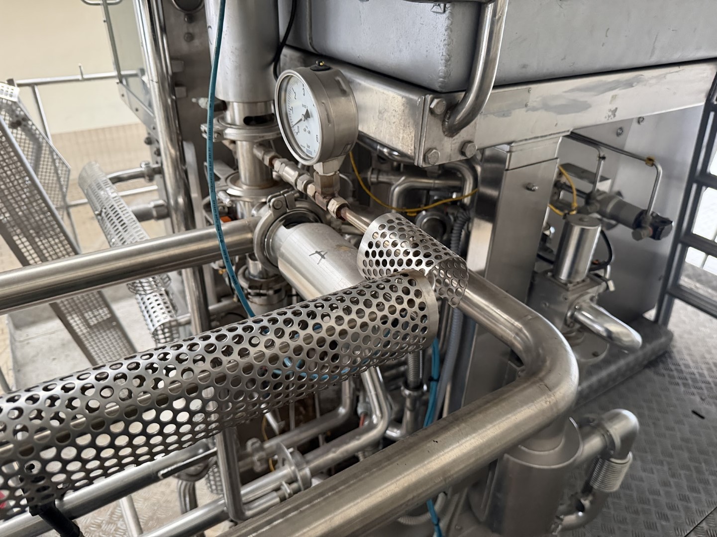 Used Aseptic Carton Filler - Tetra Pak TBA/8 - 100 V - 1.000 ml Slim