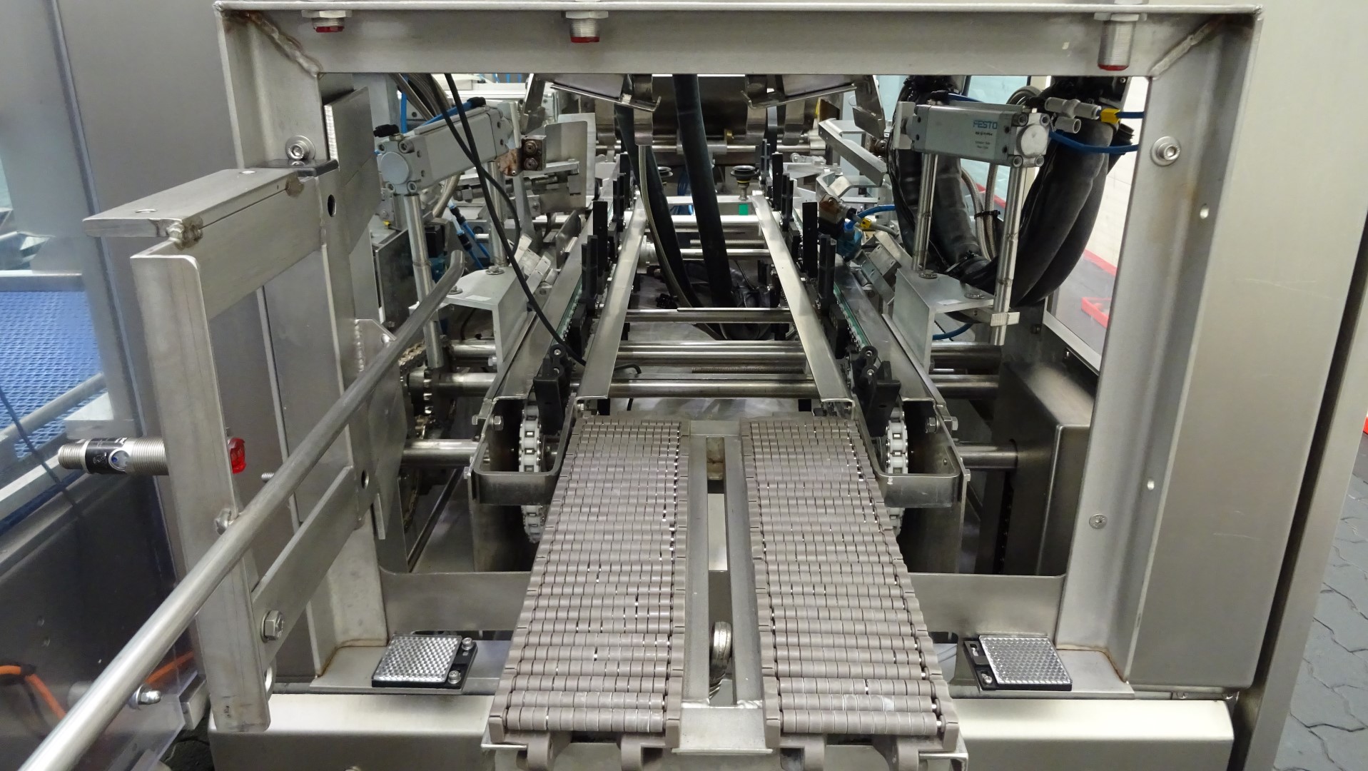 Used Cardboard Packer - Tetra Pak Tetra Cardboard Packer 70 (TCP 70)