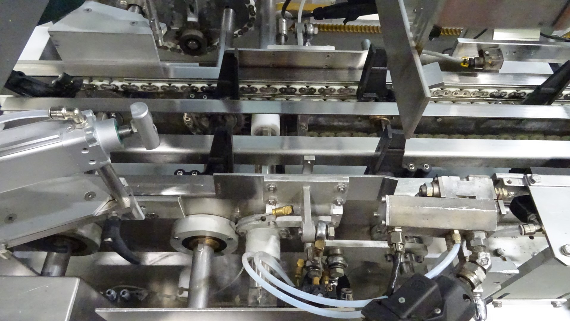 Used Cardboard Packer - Tetra Pak Tetra Cardboard Packer 70 (TCP 70)