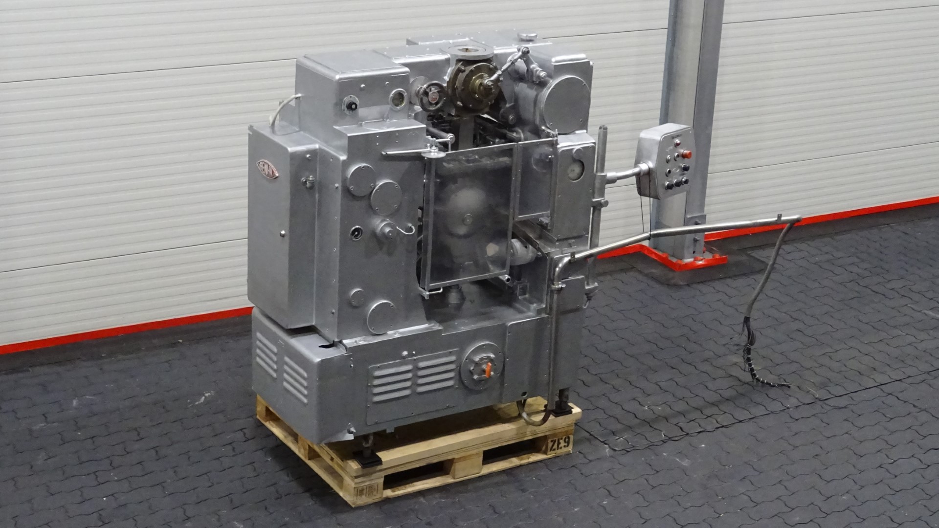 Used Fully Automatic High Speed Packaging Machine for Margarine Benhil Multipack 8148