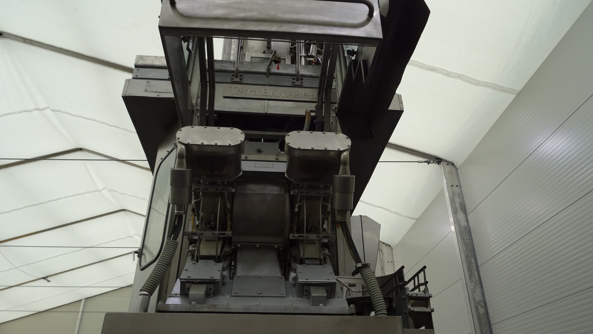 Used Aseptic Carton Filler - Tetra Pak TBA/8 - 100 V - 1.000 ml Slim