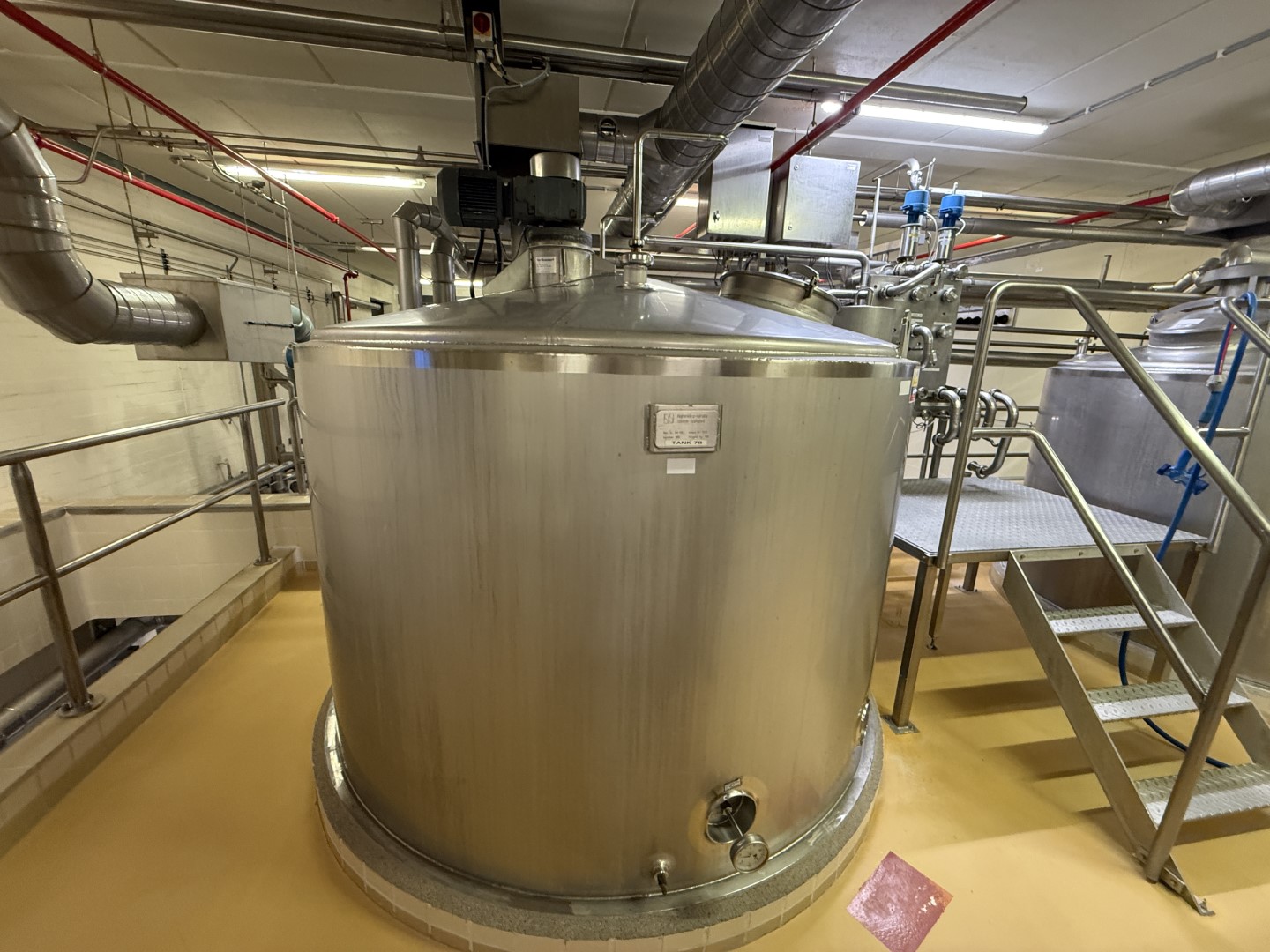 Used Complete can filling and closing line for liquids (nutrition) in 250 gram aluminium cans