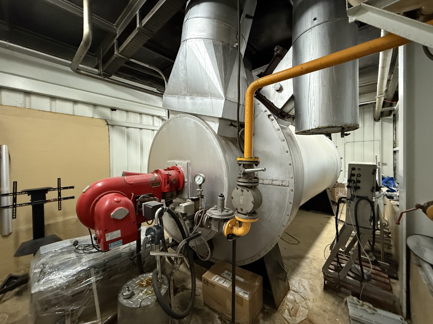 Used Complete GEA Niro Atomizer powder plant with 4-Effect TVR Evaporator, Spray Dryer, Fluidbed Dryer, Cyrstallisation tanks and filling station