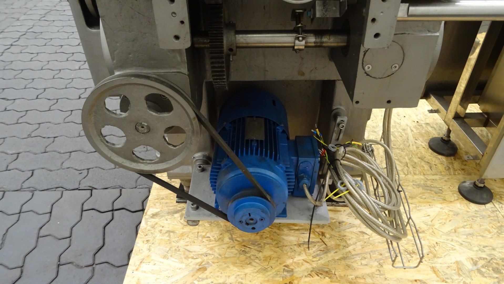 Used Filling and wrapping machine for miniportions of butter Benhil 8304