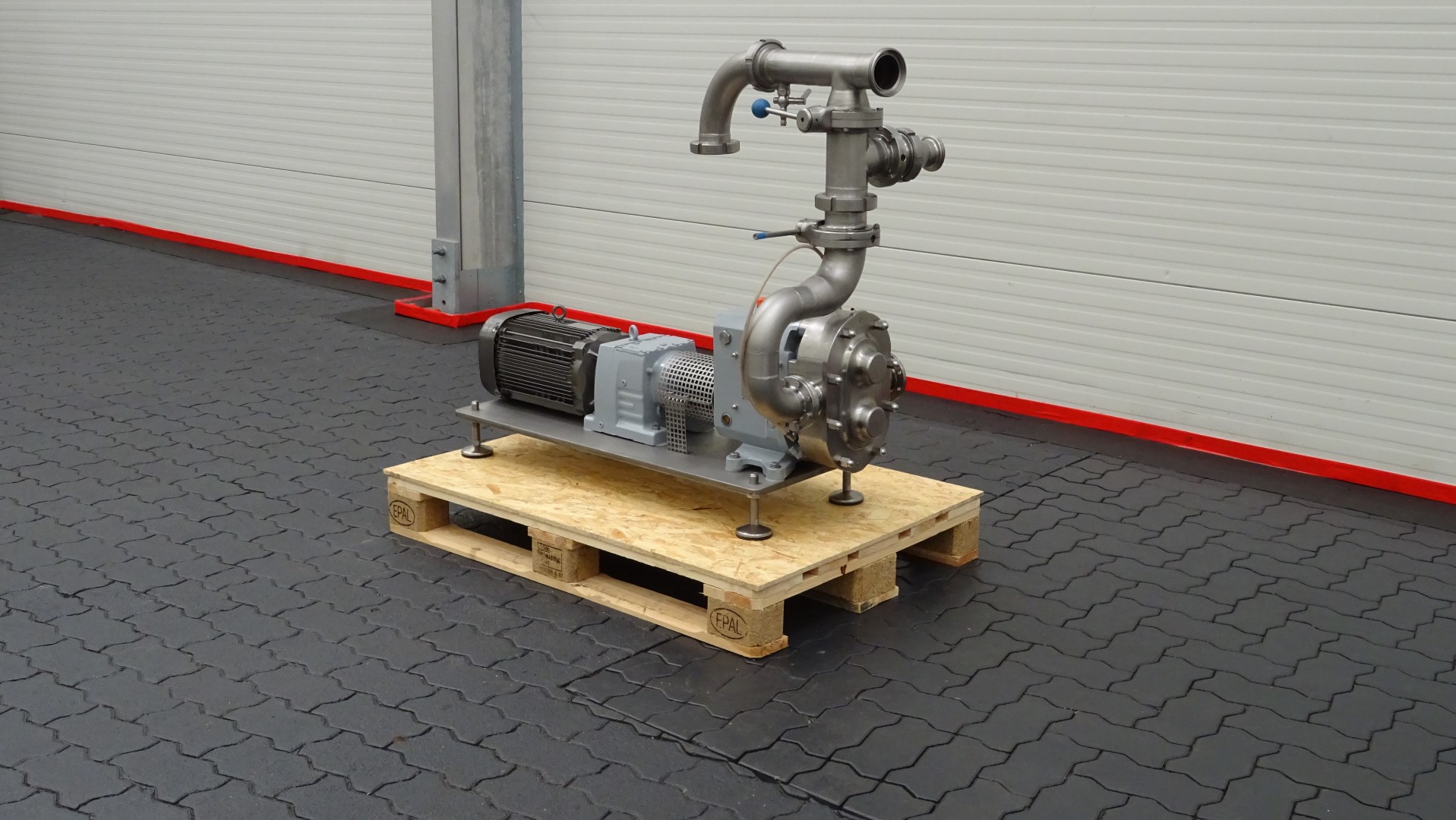 Used Vacuum processing system Stephan VM/MC 800/20 Vacutherm + Mikrocut MCH 20/VM